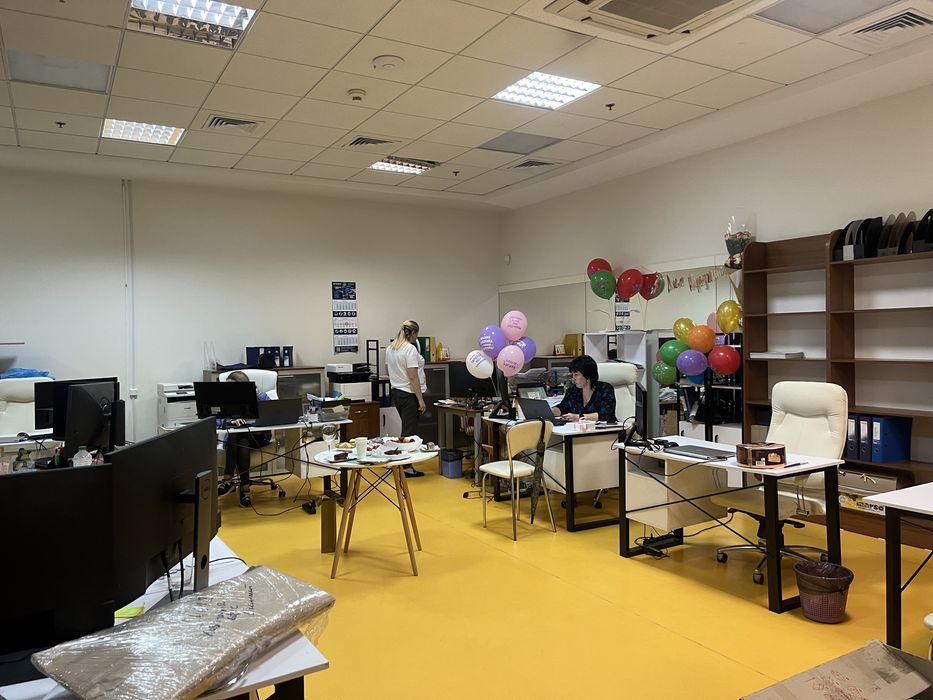 Торгово офісне приміщення 85 м2, метро Голосіївська , Фасад, Park Aven