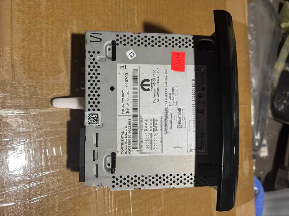 Radio samochodowe Fiat Ducato 250 / Mopar VP1 Continental Bluetooth