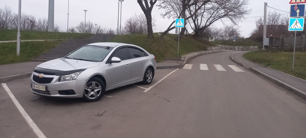 Шевроле Круз в хорошому стані