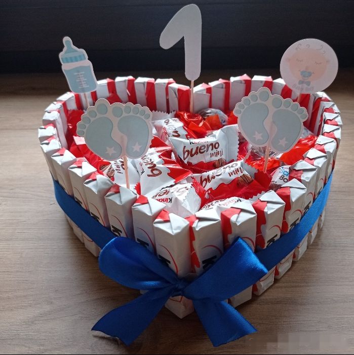 Tort z czekoladek
