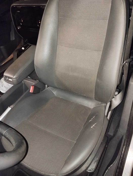 Opel zafira B Fotel przedni lewy skóra
