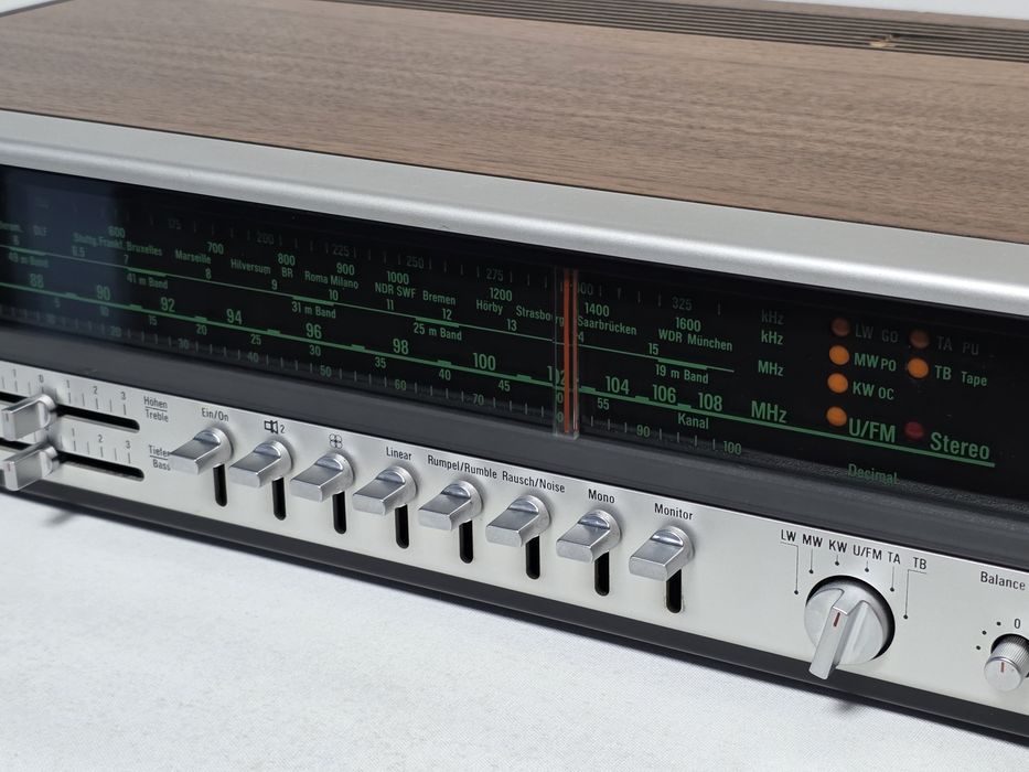 Receiver Vintage reparado Telefunken