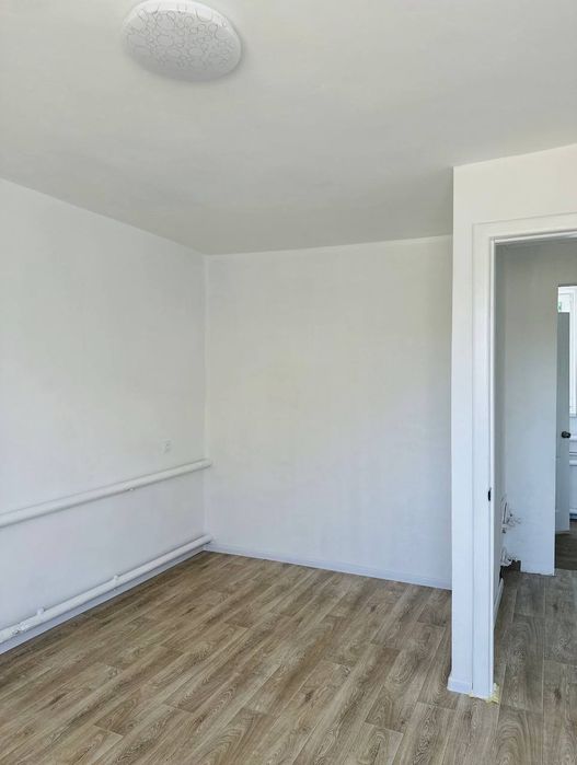 Продаж  будинку.  М. Тараща два будинки.  без комісії для покупця