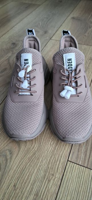 Buty damskie sneakersy