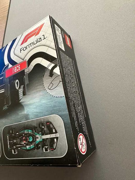 Lego Speed Mercedes Formula 1 - Selado