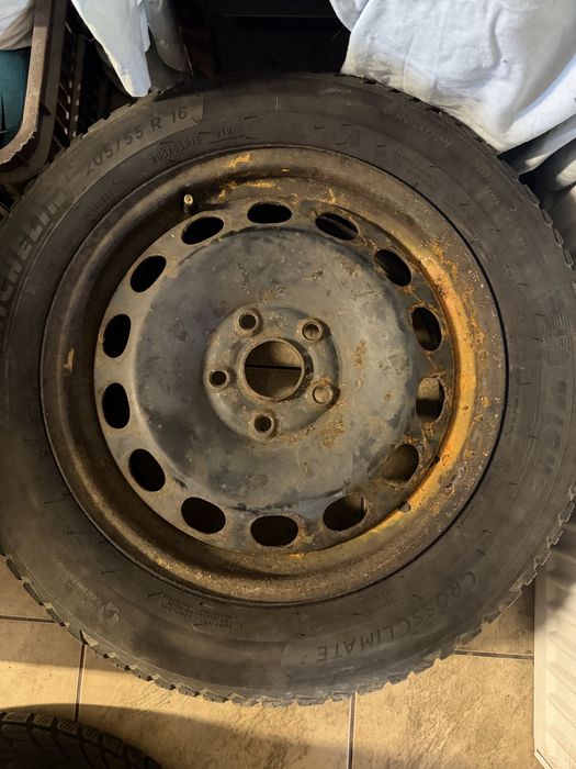 Opony zimowe 205/55 R16