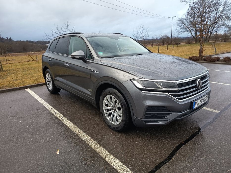 Авто Volksvagen Touareg