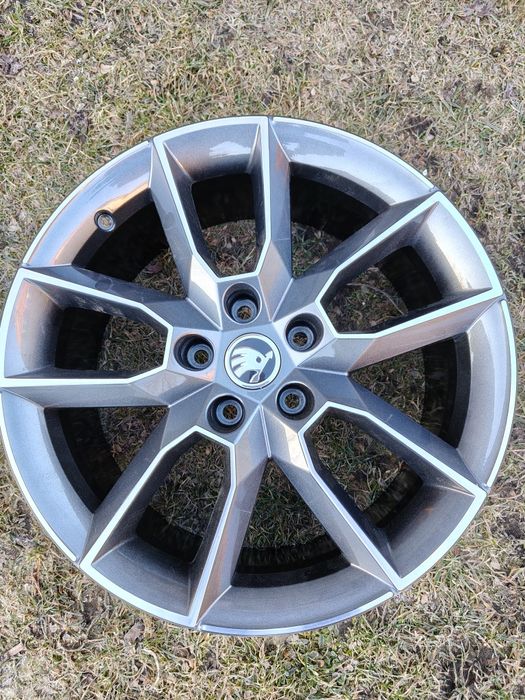 Skoda Octavia 18 " 7.5 et51