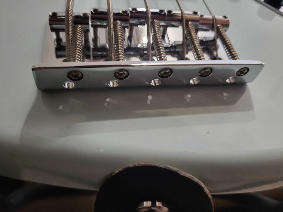 Gitara basowa 5 strunowa Sire Marcus Miller V3P-5
