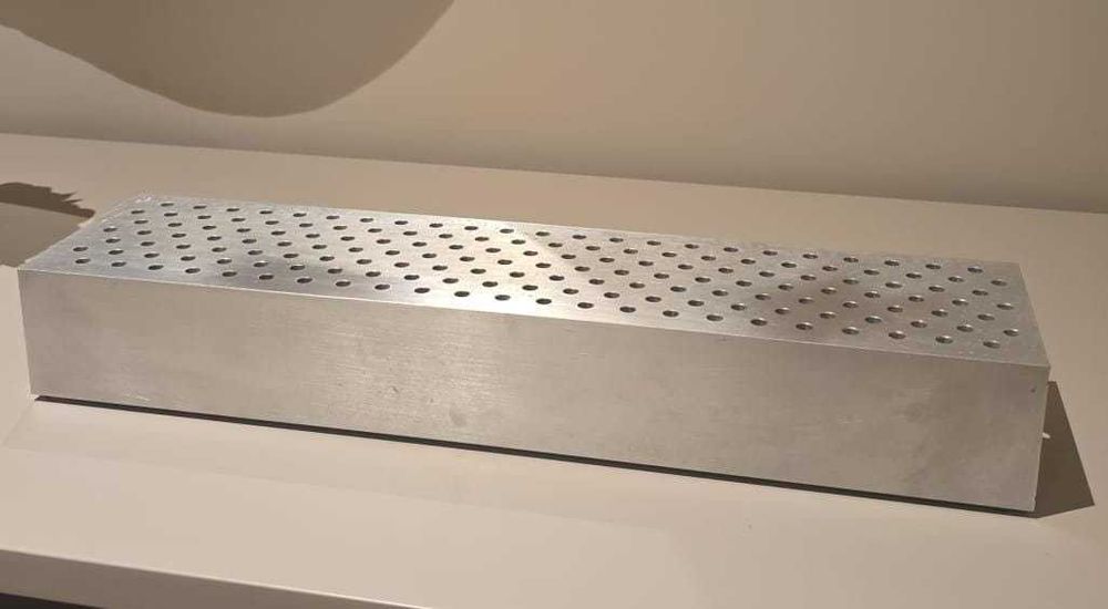 Expositor de unhas em inox