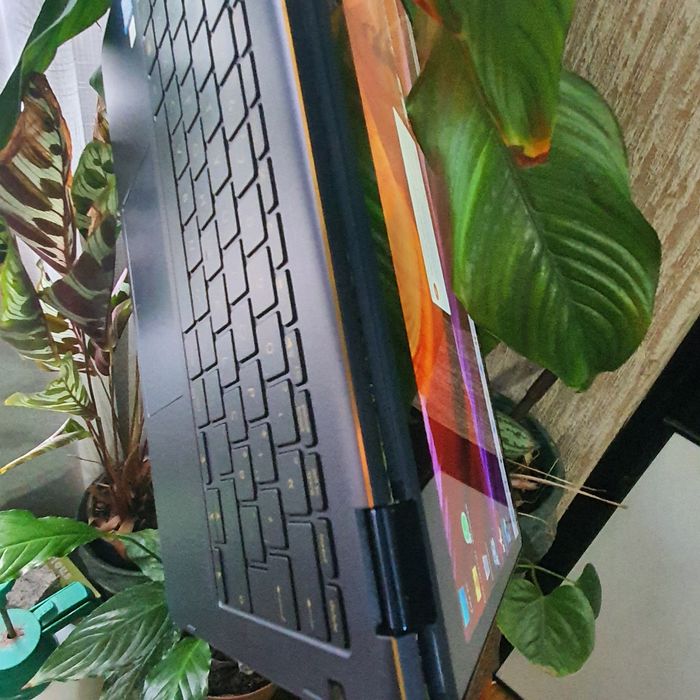 Portátil Luxo bonito Zenbook Flip S UX370U/ I7 /16 GB /Nvme 512 GB/ caneta digital