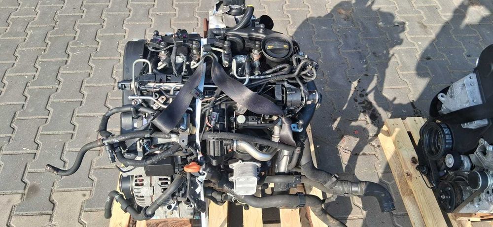 VW audi skoda   SILNIK kompletny  1.6 TDI  CAY CAYA