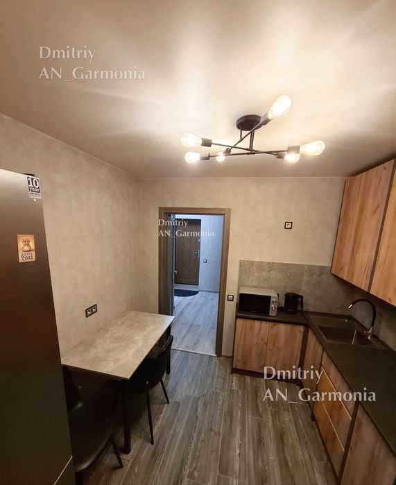 1-К Институт Связи, Первая сдача