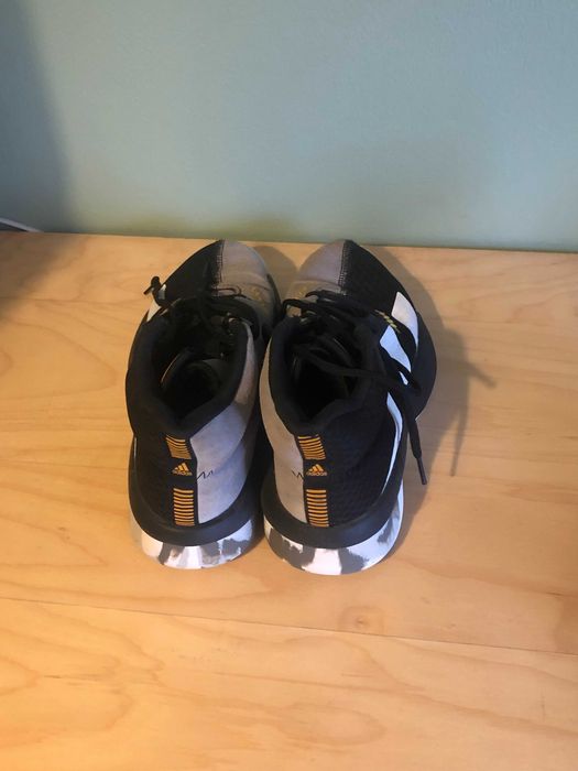 Tenis / botas de basket tam 38 - Adidas