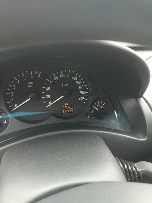 Opel corsa c  2001 benzyna