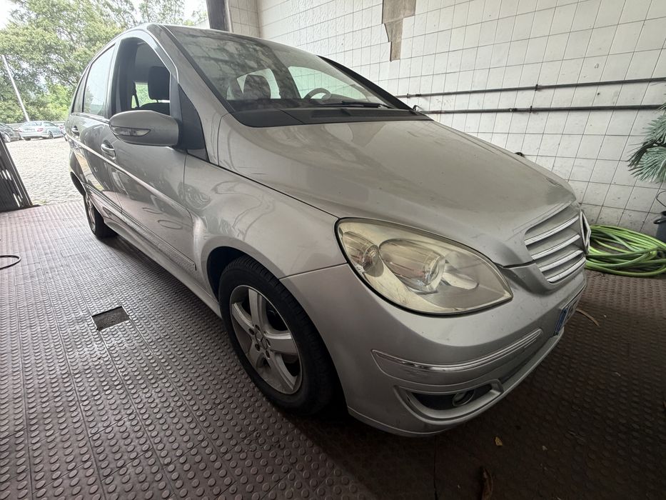 Mercedes B150 / Nacional
