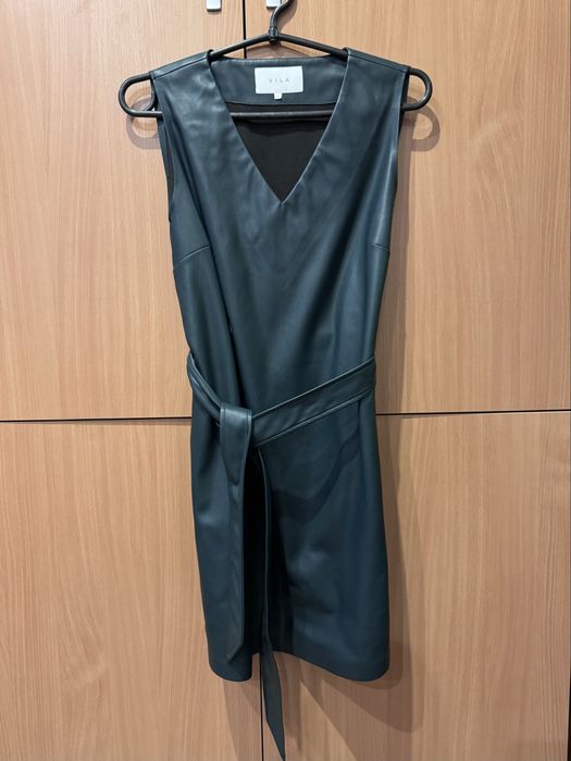 Стильний сарафан із екошкіри, розмір М