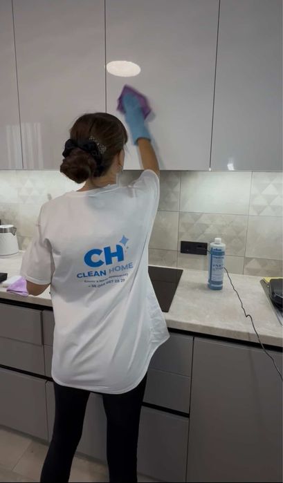 Прибирання квартир хімчистка миття вікон