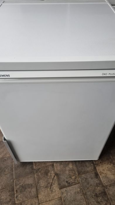 Mała lodówka chłodziarka Siemens