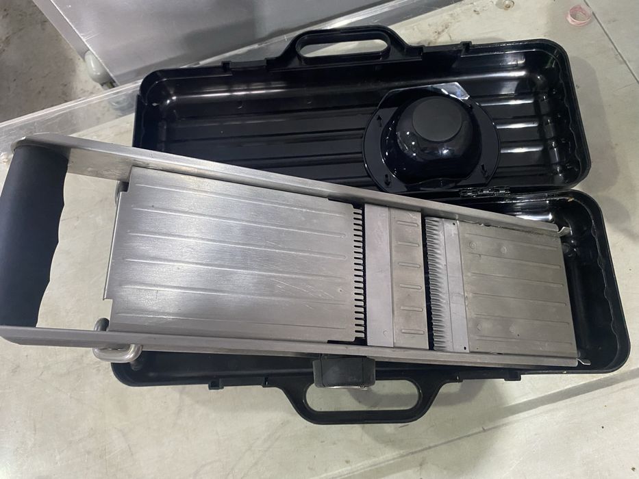 Mandolina Lacor profissional