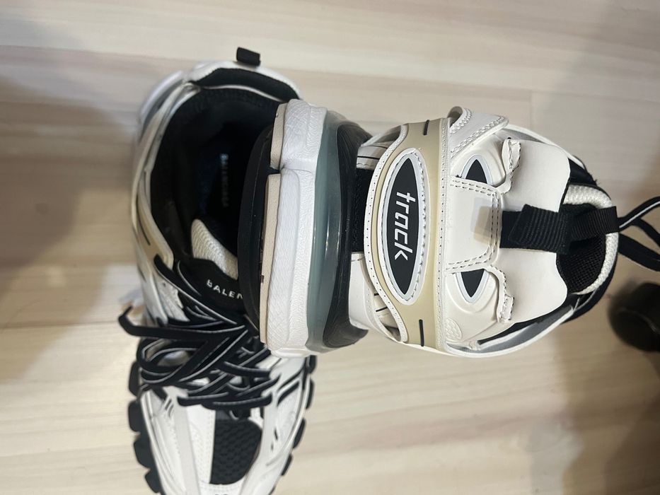 Balenciaga Track Worn Out White