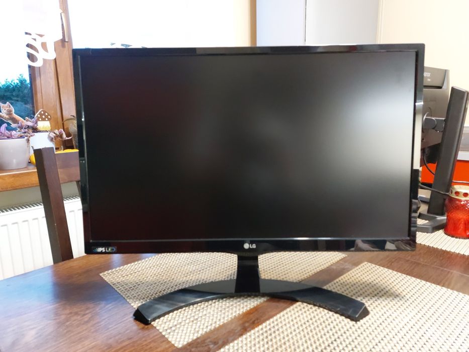 Monitor i telewizor LG 24MT58DF-PZ