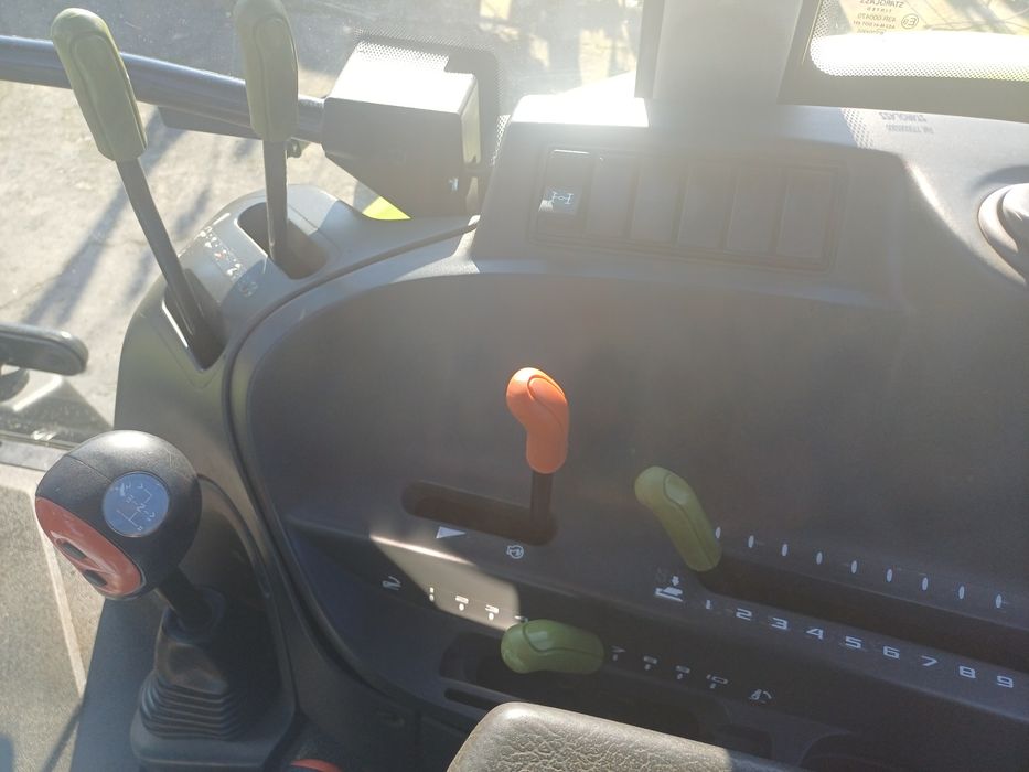 Claas Axos 320 jak nowy 3000 mtg