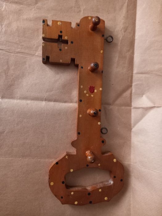1980s Kitchen Hook (Used)