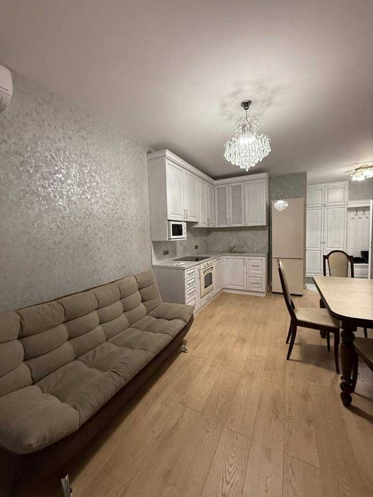 Перша здача 1 кім кв  з ремонтом і паркомісцем по вул. Лінкольна