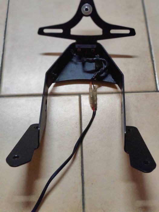 Top Case & Top Master Shad,cauda matricula,cadeado e suporte telemóvel