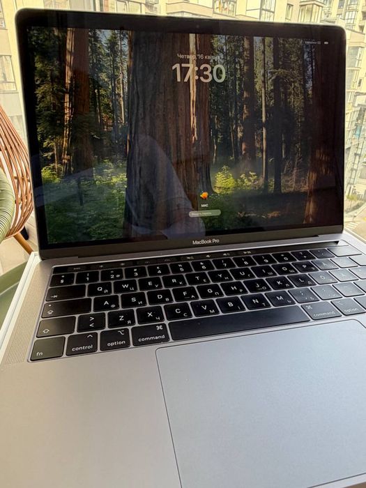 MacBook PRO 13 2020 рік