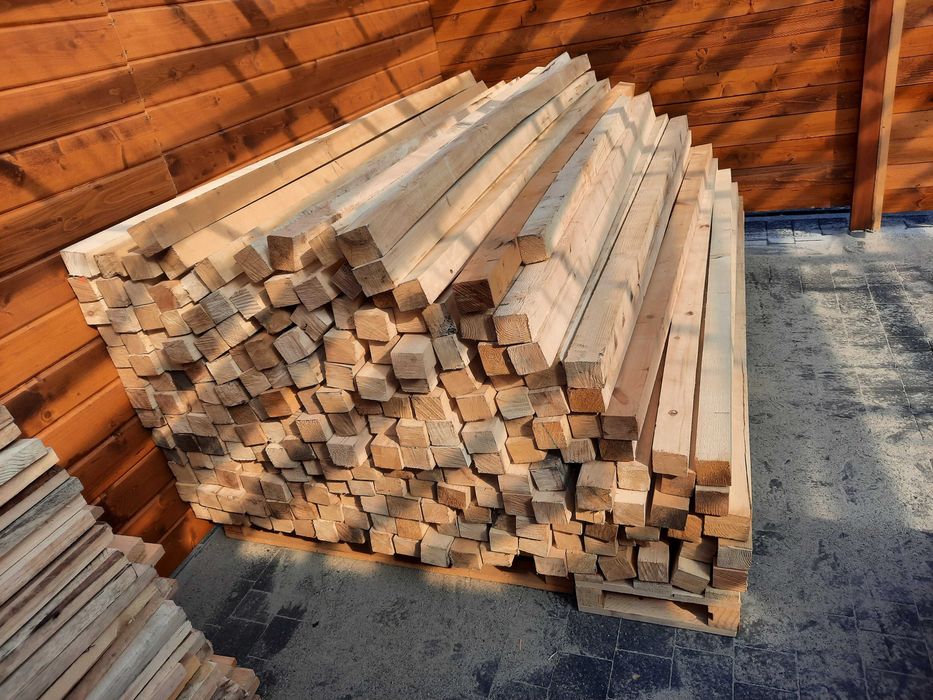 Tymczasowe słupki ogrodzeniowe na siatkę leśną