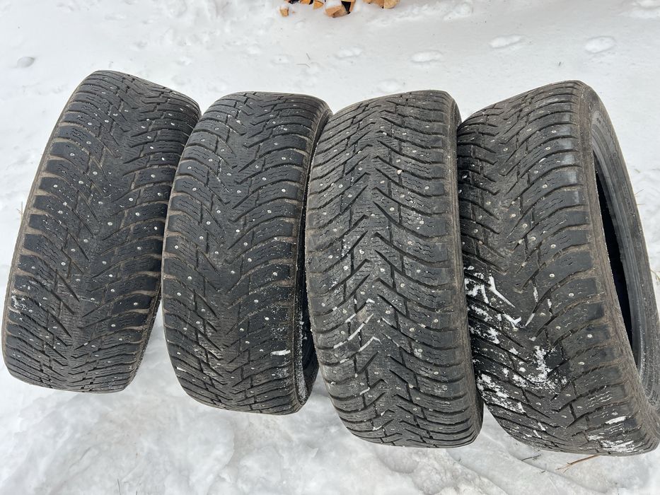 Nokian Hakkapeliitta 8 зимові шиповані 225/55 r19