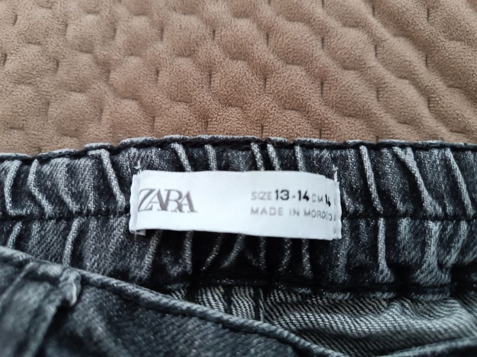 Джинси моми Zara