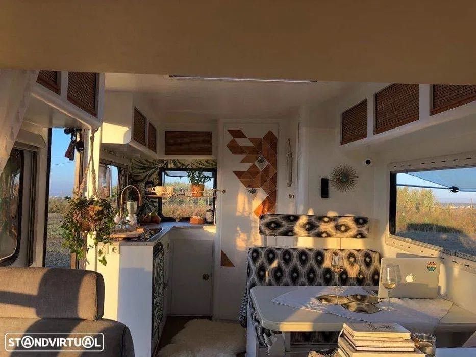Autocaravana Clássica Mercedes-Benz 560E Tabbert
