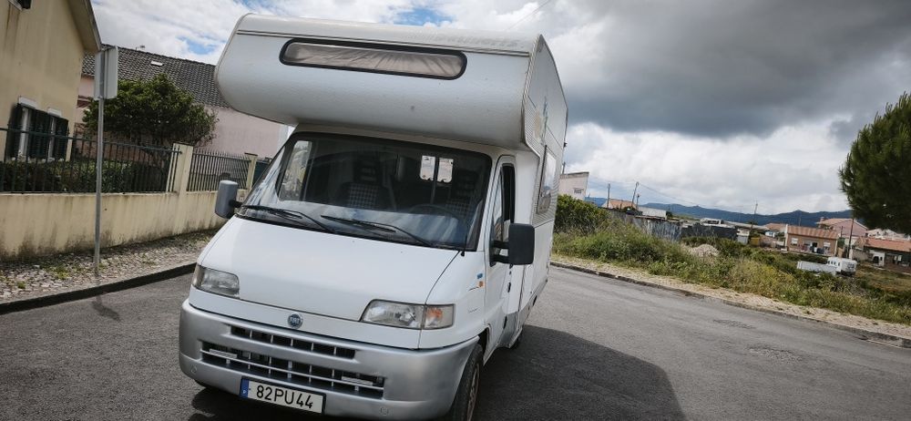 Autocaravana Fiat Ducato 1.9.  6lugares ler anúncio