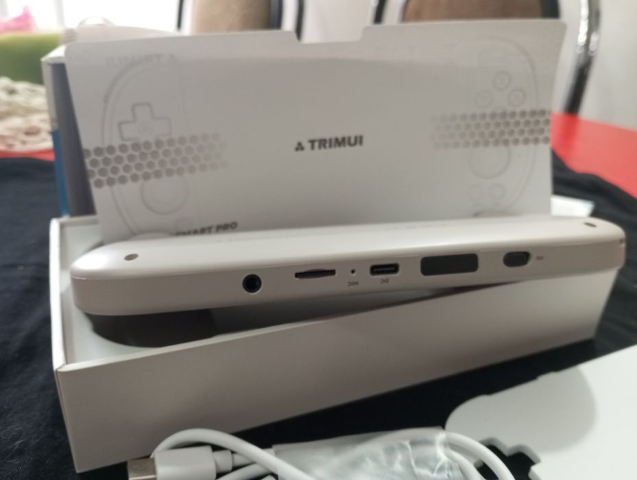 Consola portátil trimui Smart pro