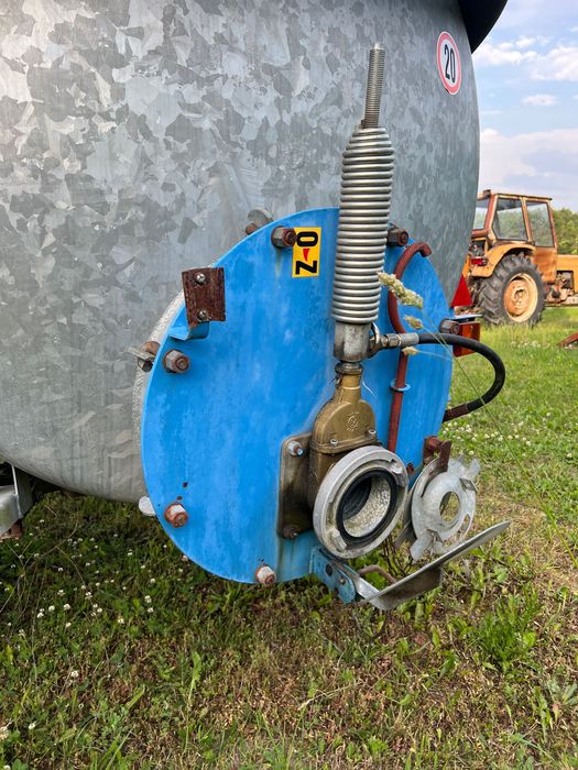 Beczkowóz Pomot 4000l