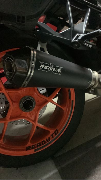 Escape KTM 1290 super duke
