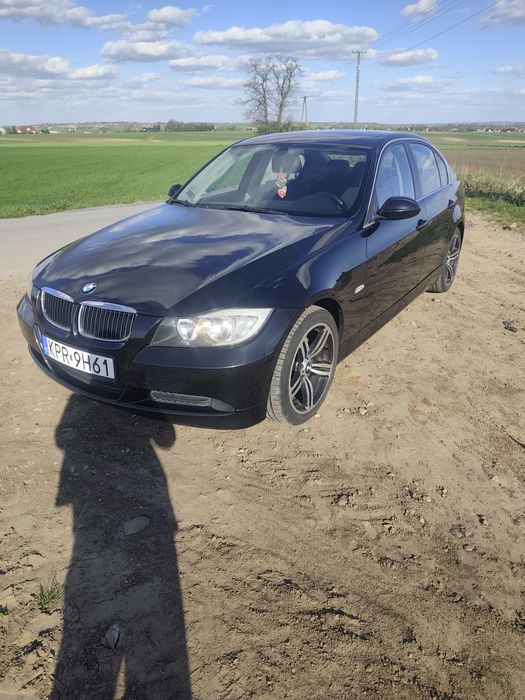 Sprzedam BMW E90 320i