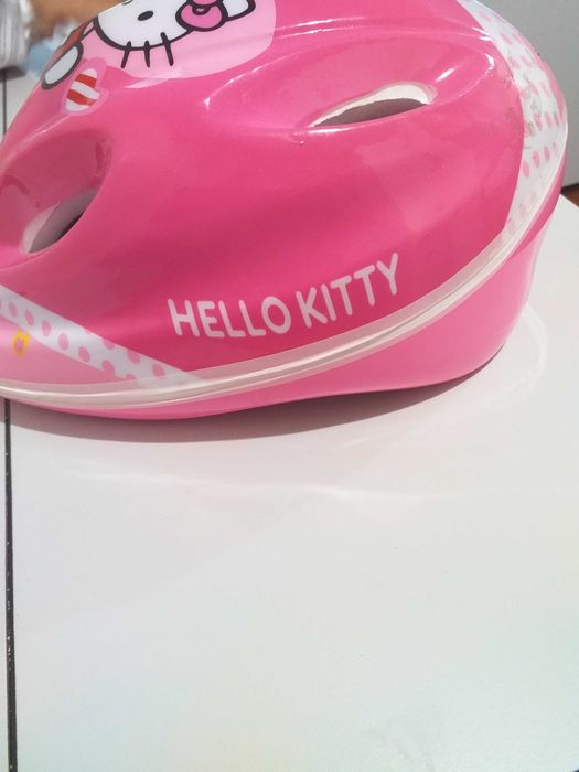 Capace + cotubeleiras  criança  hello kitty