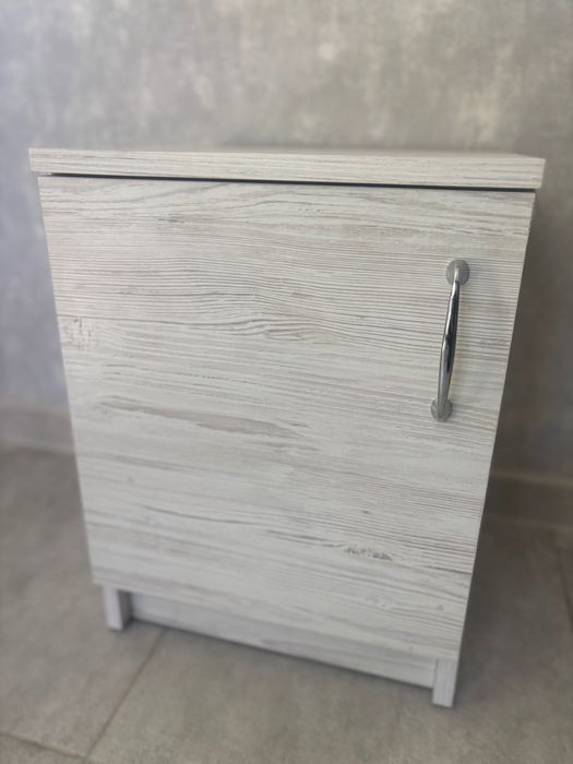Продам нову тумбочку