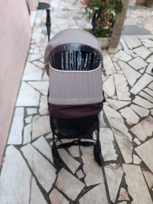 Carrinho de bebé