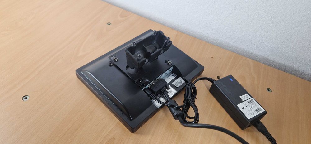 Monitor 8" entrada VGA