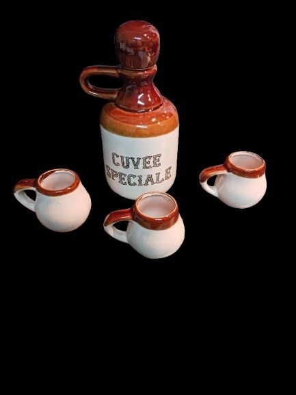 Liqueur Set - 20th Century (Glasses and Bottle)