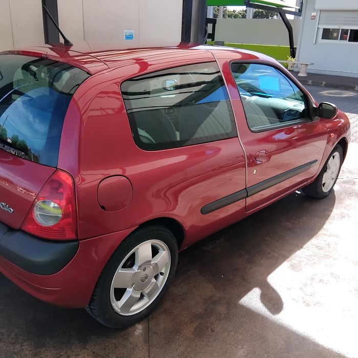 Vendo renaut  clio cx automática cor marron
