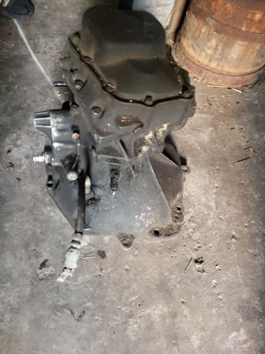 Коробка передач opel astra g 1.7 та ще запчастини disel