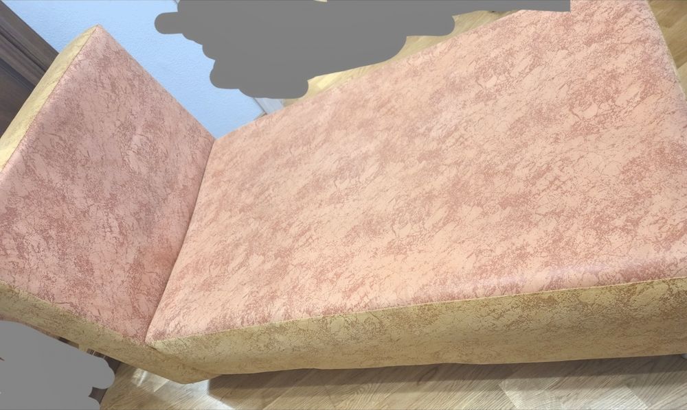 Диван дитячий в гарному стані