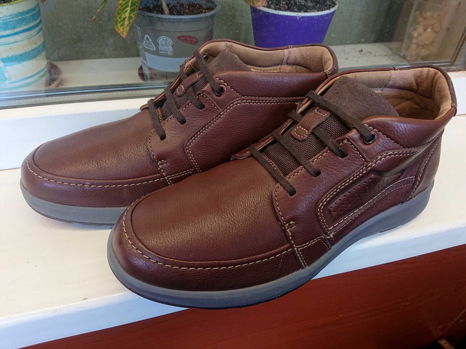 Очень  легкие и удобные   ботинки " CLARKS ® Unstructured " ОРИГИНАЛ 45 р.