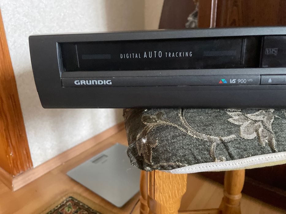 Відеомагнітофон grundig vs 900 vps Германія 1987